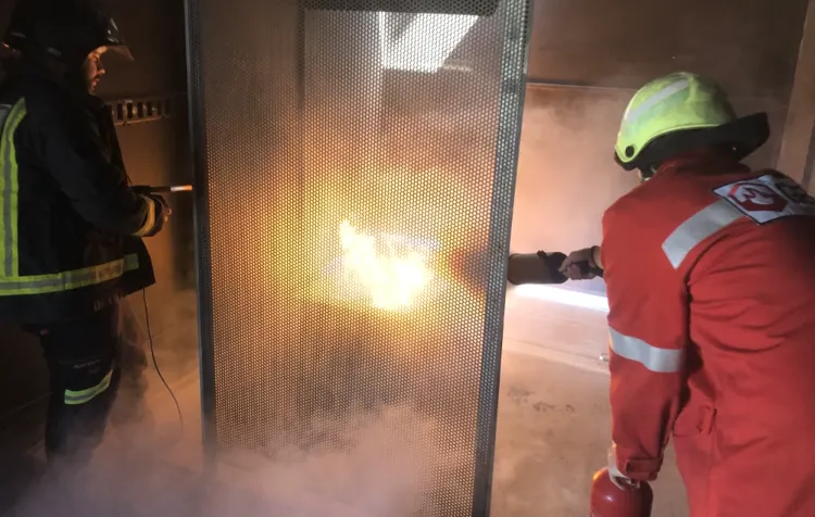 0E50134E-A3AA-4D37-8623-CF5ABAAF66C0 curso extinción de incendios, curso contra incendios, formacion contra incendios, curso de prevencion de incendios