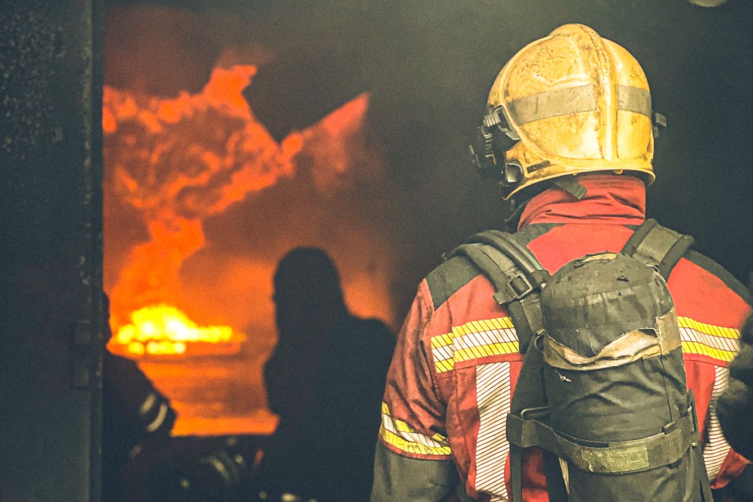 Contratar Servicio Bomberos Unidad Movil 6 - Gep Services