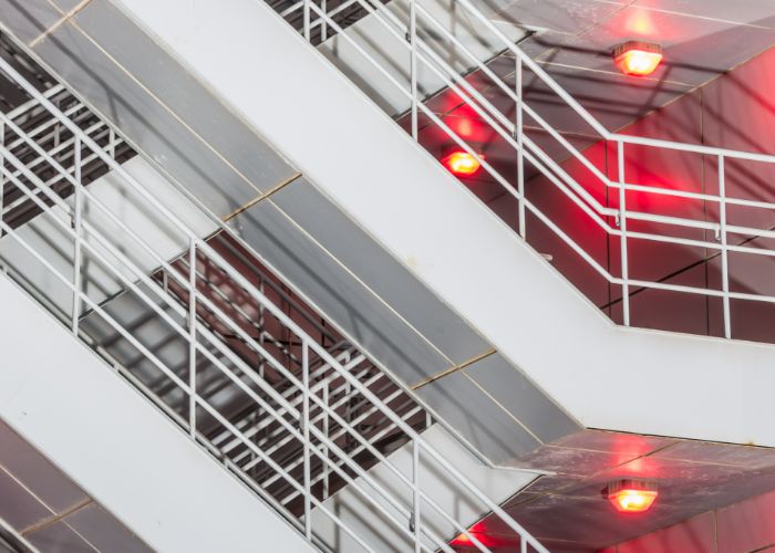 Gep Services Escalera Vacia - Gep Services